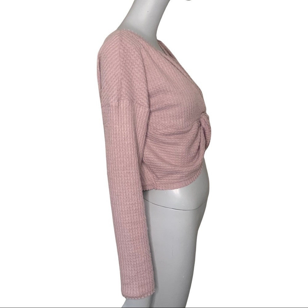 URBAN OUTFITTERS Out From Under Olivia Twist Front Cropped Top Textured Knit M - Picture 10 of 16